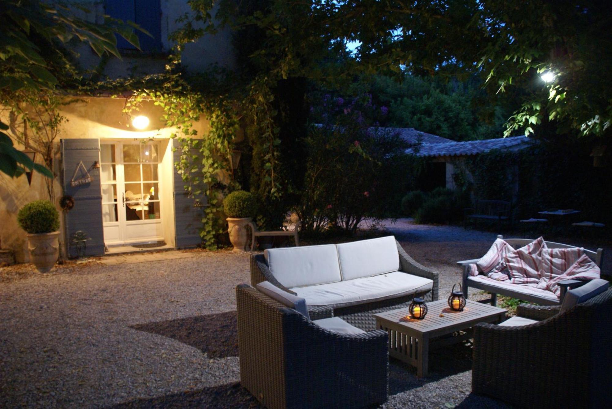 Côté Provence Hotel Le Thor Exterior foto